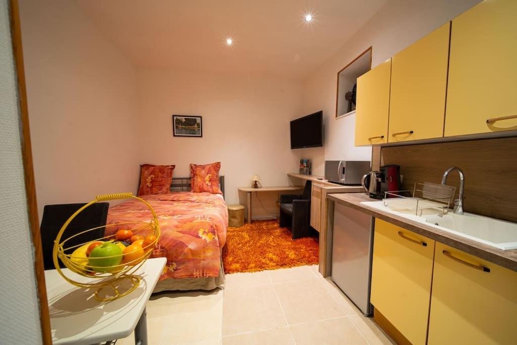 Studio Premium City Center Шалон-сюр-Сон Екстериор снимка